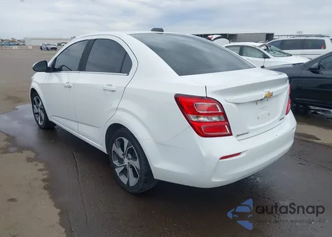 2019 Chevrolet Sonic Premier Auto z USA, uszkodzony, nr VIN 1G1JF5SB6K4128729